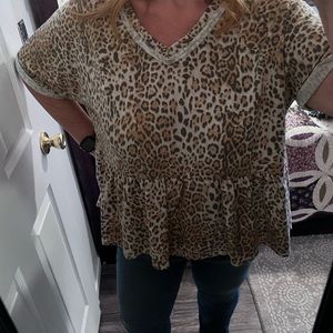 HoneyMeCurvy Leopard Print Baby Doll Short Sleeve Top